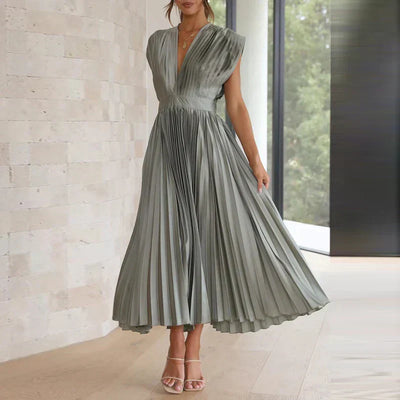 Adele - V-neck maxi dress with pleats