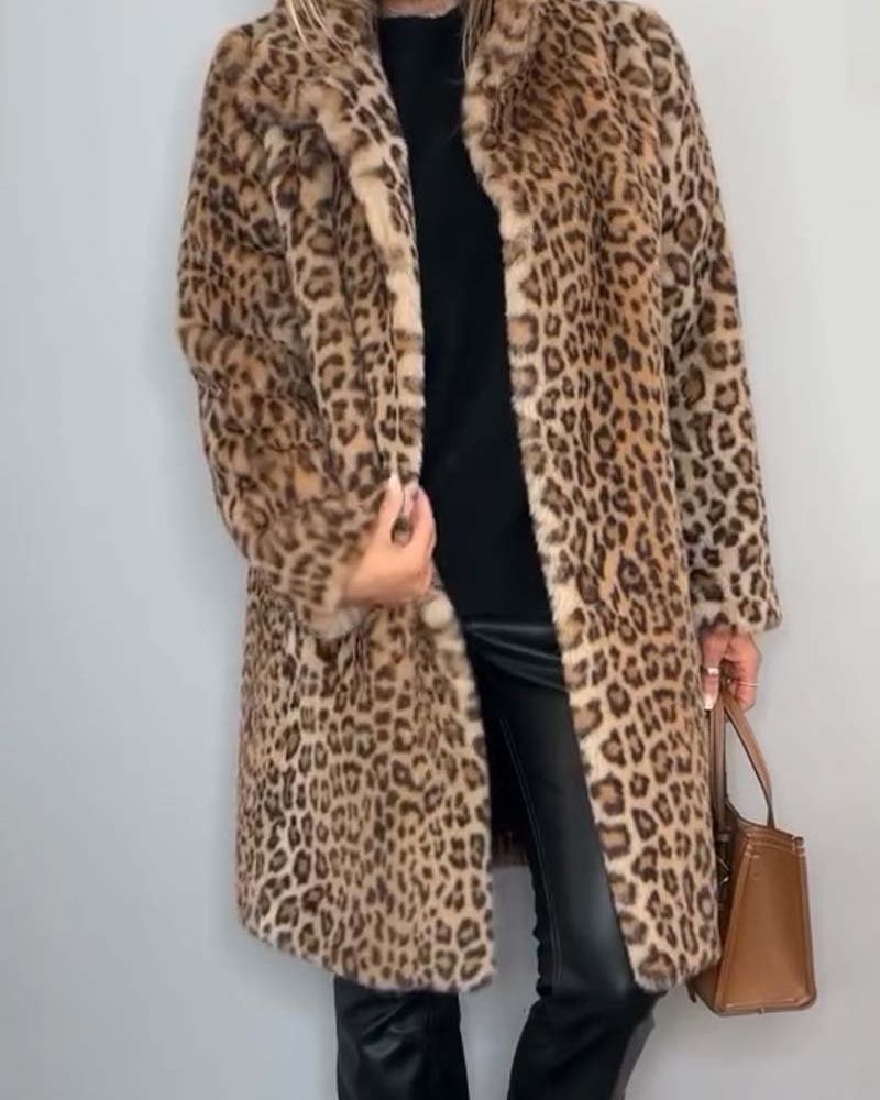 Long Soft Coat with Leopard Print