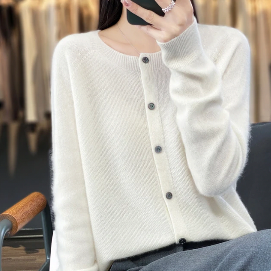 Mariana - Cosy Wool Knit Cardigan